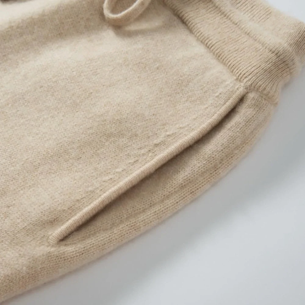 Shabaduer Cashmere & Wool blend Knit Hoodie and Pants Set - Picture 3 of 9